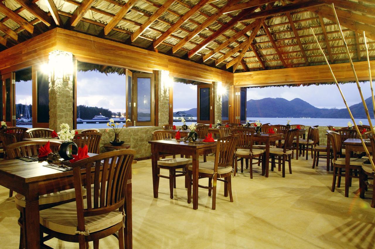Cote Jardin - Chalets Cote Mer Baie Sainte Anne Exteriér fotografie