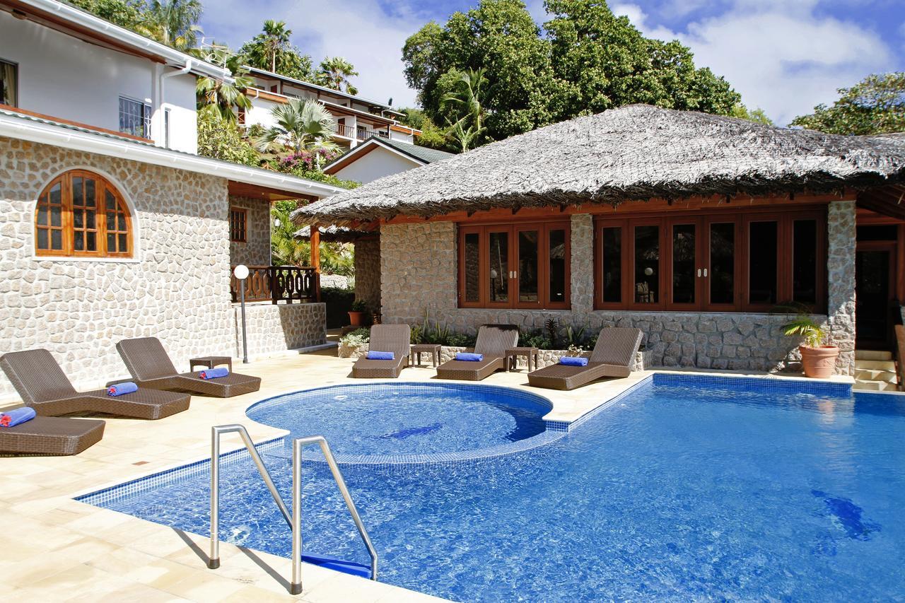 Cote Jardin - Chalets Cote Mer Baie Sainte Anne Exteriér fotografie